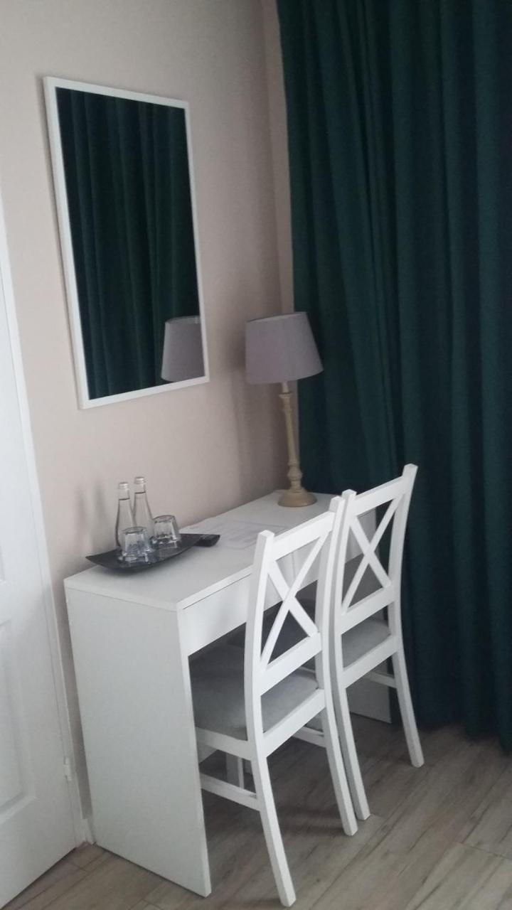 Noclegi, Restauracja Eden Witaszyce Εξωτερικό φωτογραφία